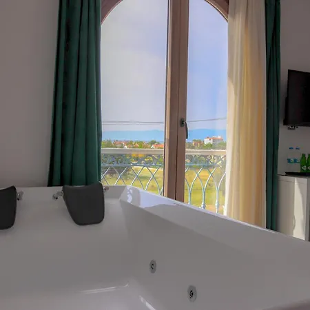 Hotel Cunda Rota